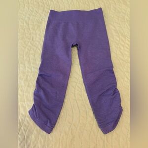 Lululemon Ivivva blue/purple Cropped ruched Yoga leggings size 8